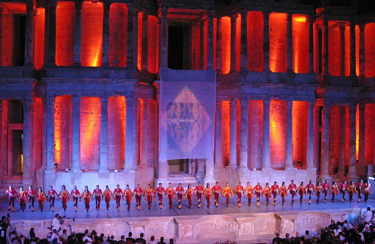 ANADOLU ATEŞİ ASPENDOS ANATOLIA FIRE