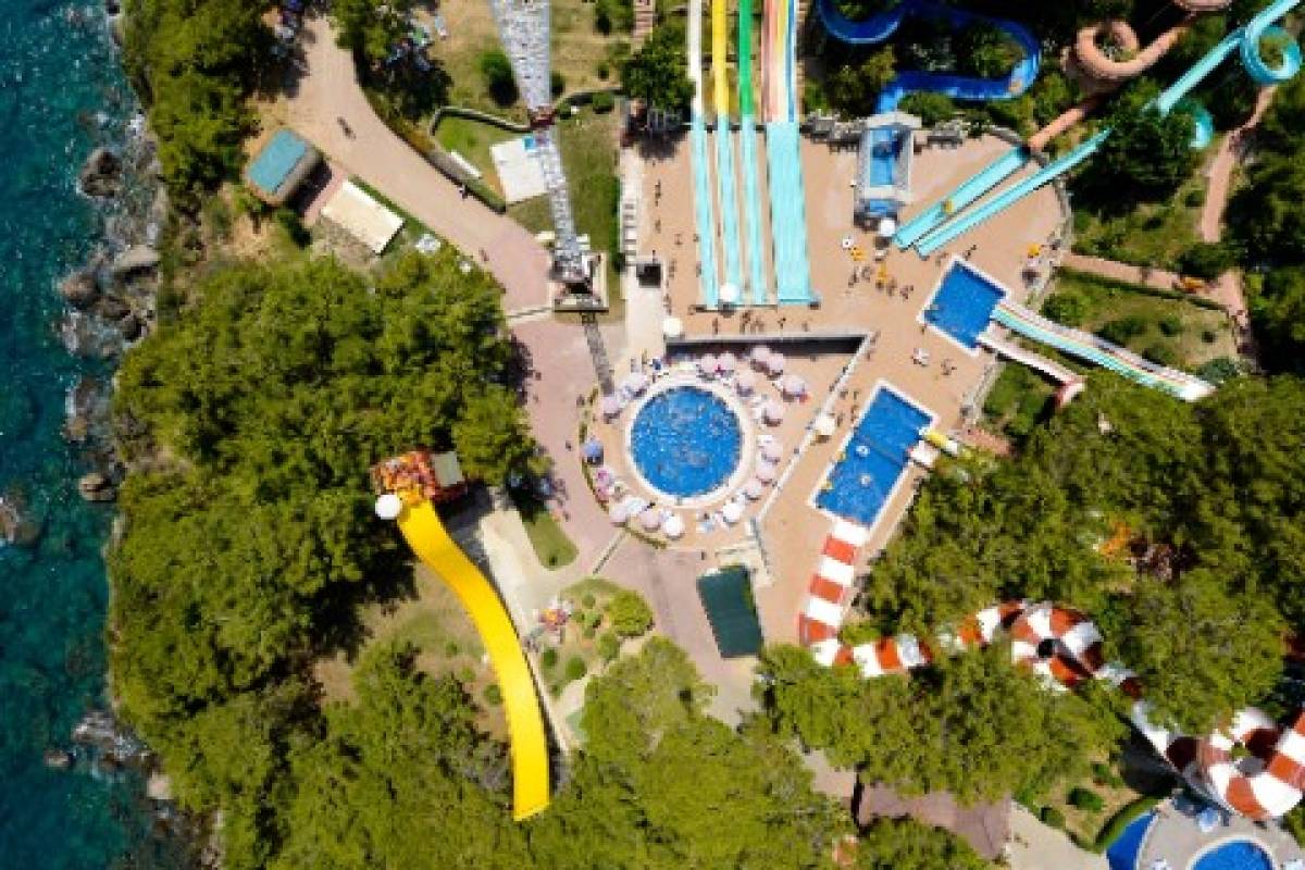 AQUA PARK UTOPIA