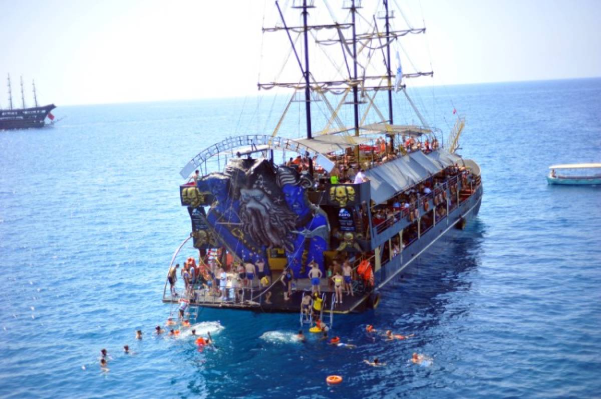 BOAT TOUR GULBAHÇE MM