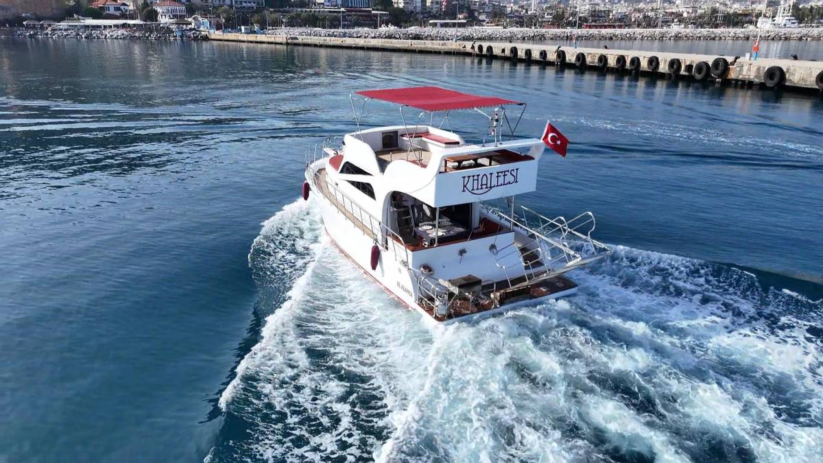 Özel lüks Yat Kiralama 13 mt Uzunluk -Luxury Private Yacht Hire 13 mt Longer